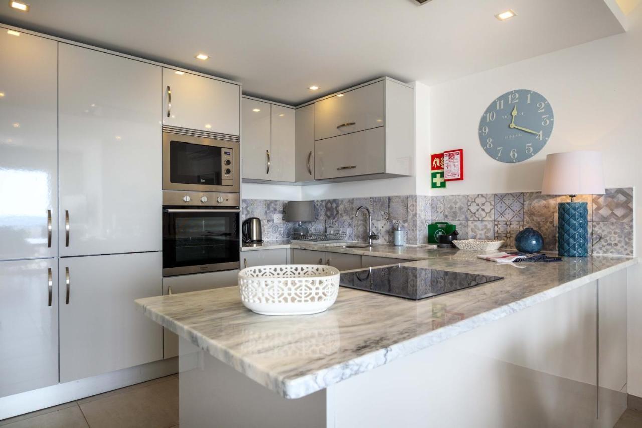 Waterside 3 Bedroom Sea View Praia Da Luz Exterior photo